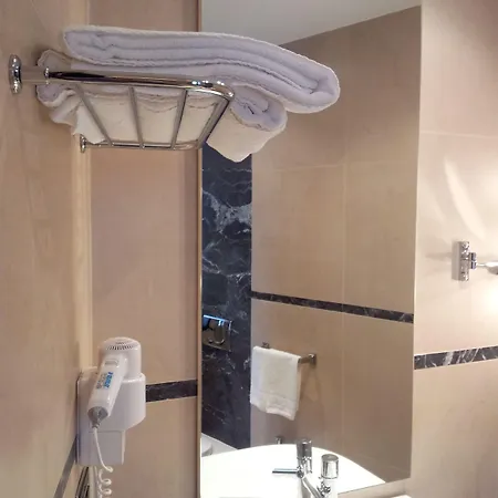 Excelsior Szálloda La Maddalena