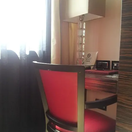 Excelsior Szálloda 4*