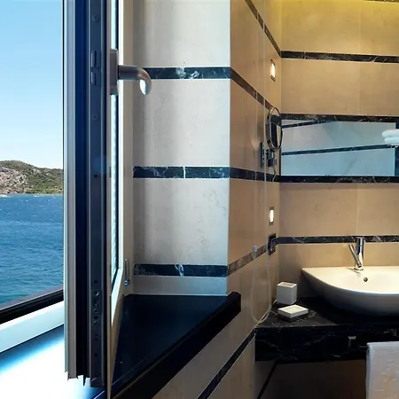 Excelsior Λα Μανταλένα