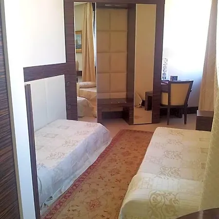 Excelsior Szálloda 4*