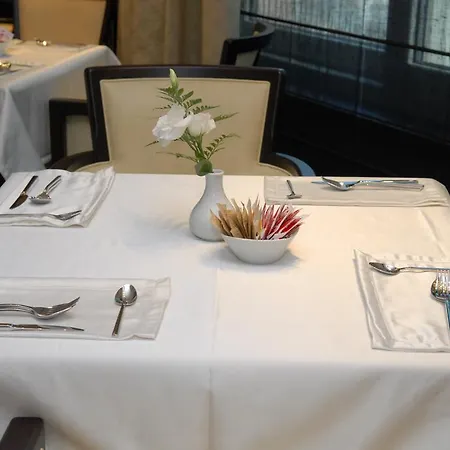 Excelsior Hotell 4*